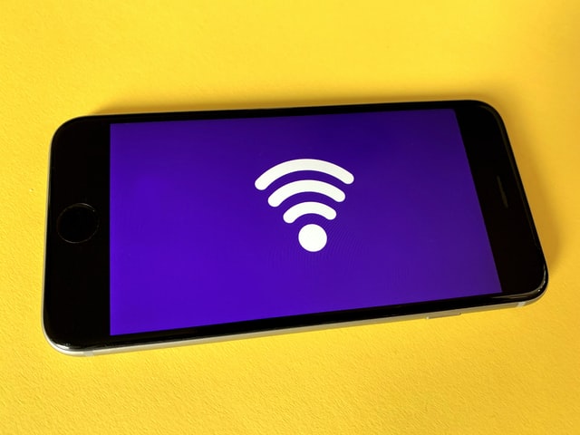 WiFi symbol in a mobile screen